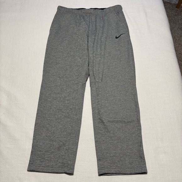 Men’s Nike Therma-Fit Training Pants - Picture 1 of 9